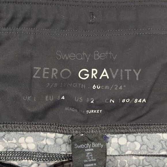SWEATY BETTY Zero Gravity Black Grey Dot Print Leggings 12 - Picture 3 of 12